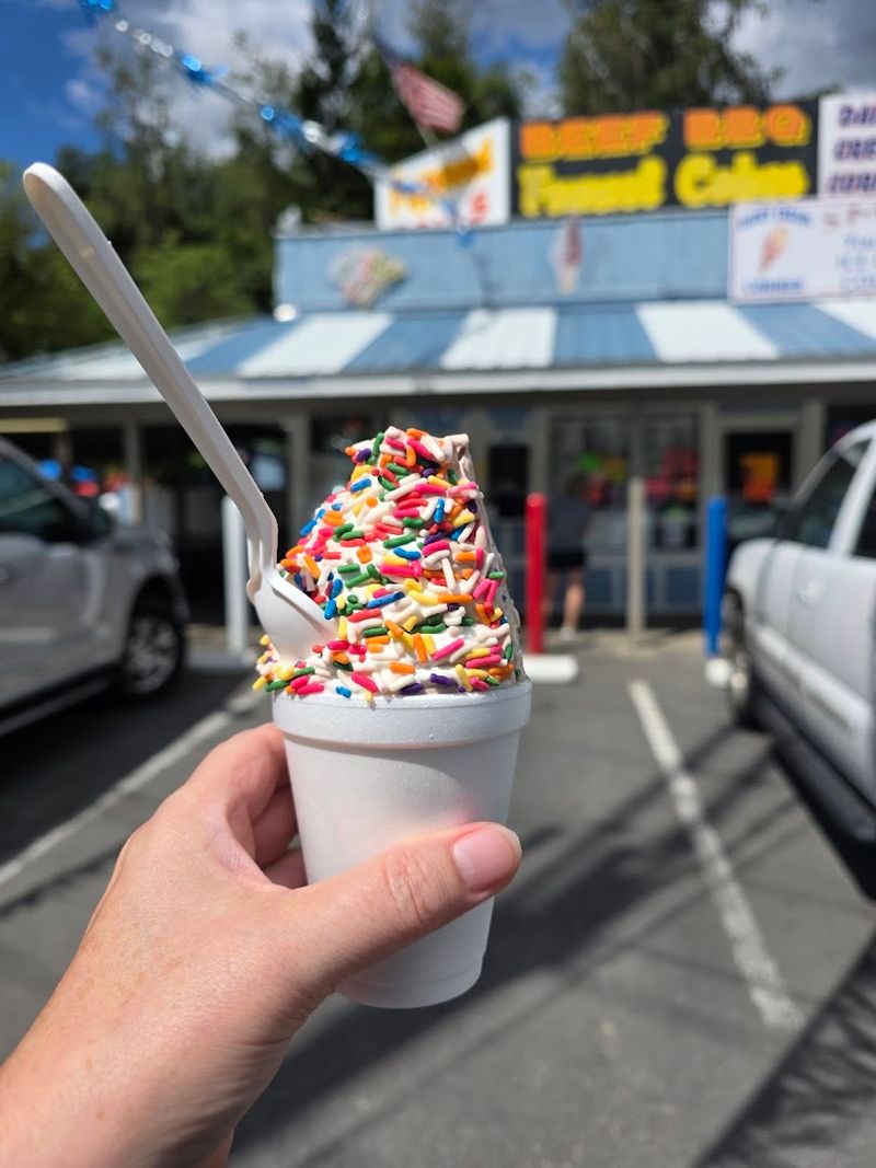 The Tiny Ice Cream Shop In West Virginia Where Every Sundae Feels Like A Special Occasion - Decor Hint A Spot That Feels Like Summer Even In The Parking Lot