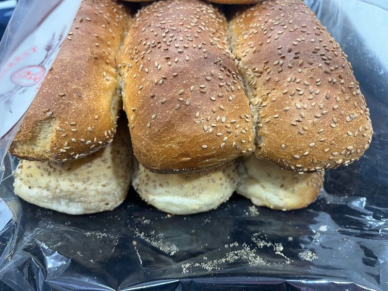 Why The Sesame Loaf Deserves Its Own Fan Club