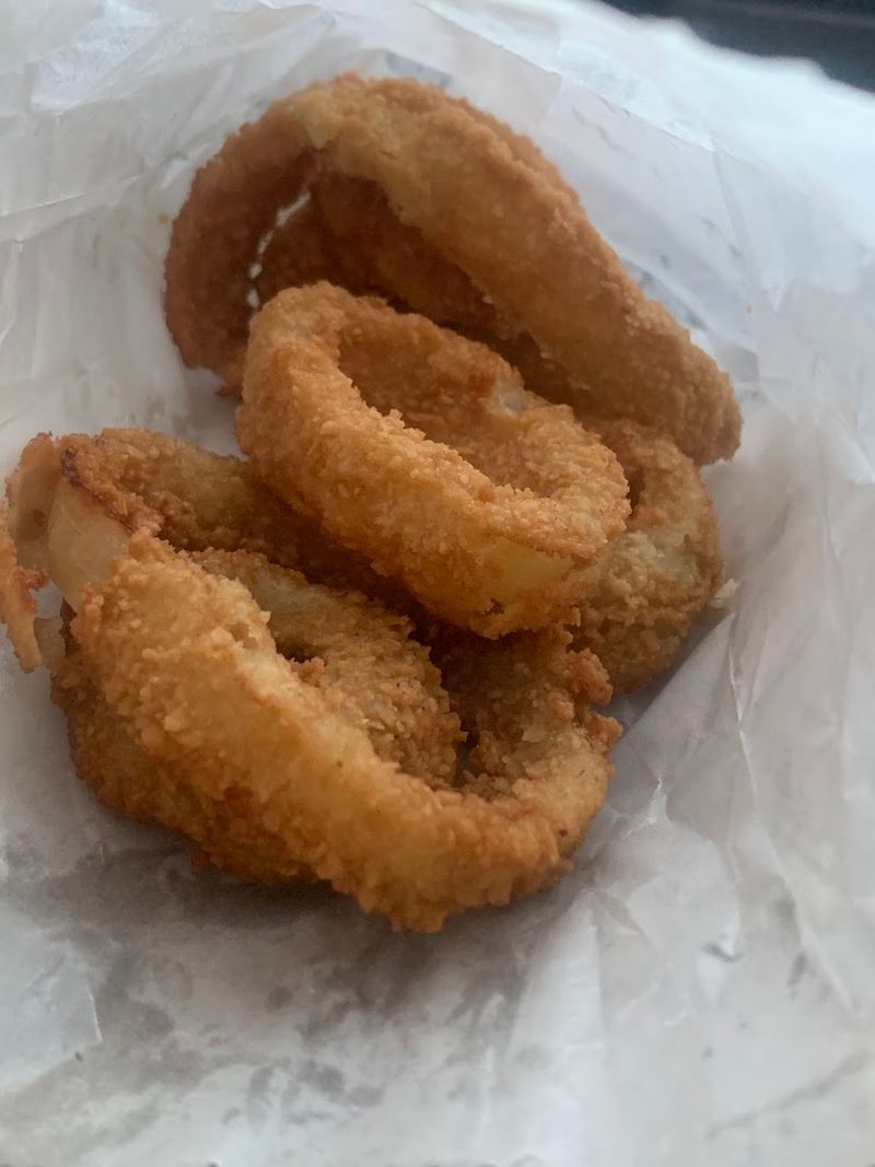 The Onion Rings That Earned A Loyal Following
