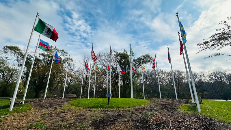 The Outdoor Museum In Illinois That Visitors Say Feels Almost Surreal - Decor Hint A Free Outdoor Gallery Like No Other