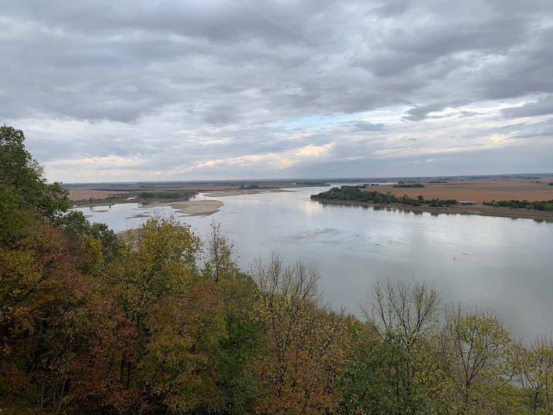 The Three State Overlook And Blufftop Scenery