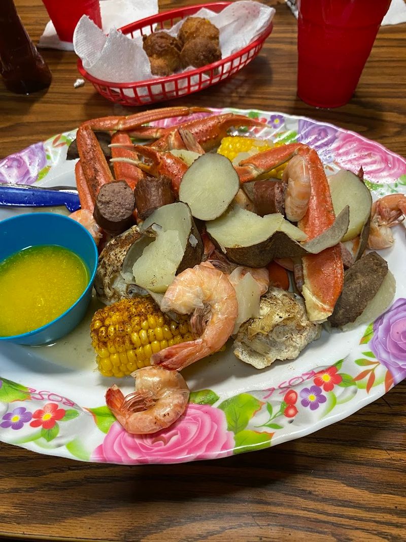Low Country Boil That Delivers On Every Level