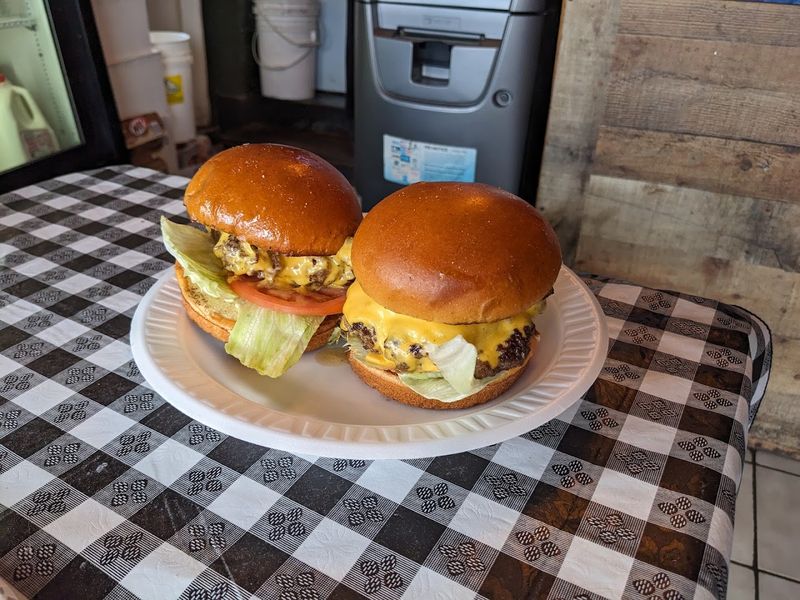 The Classic Burger That Earns Every Bite