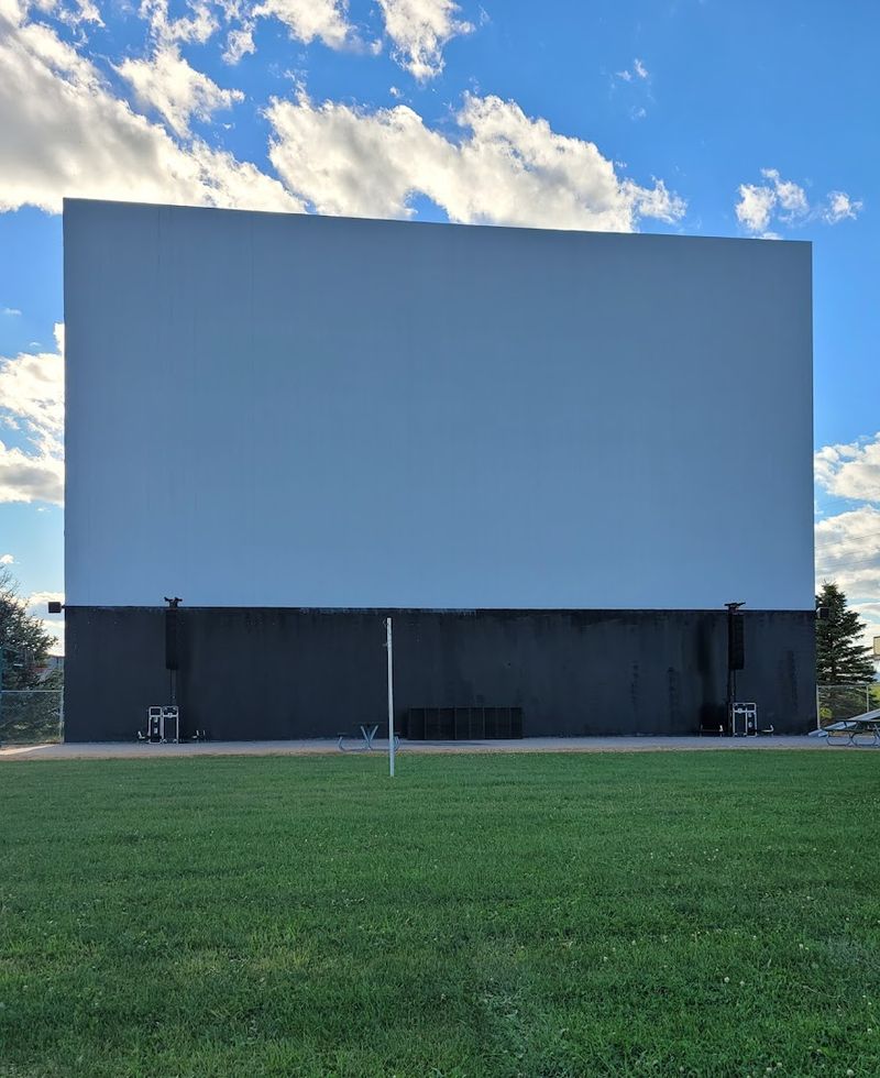 The Screen That Makes Summer Feel Official