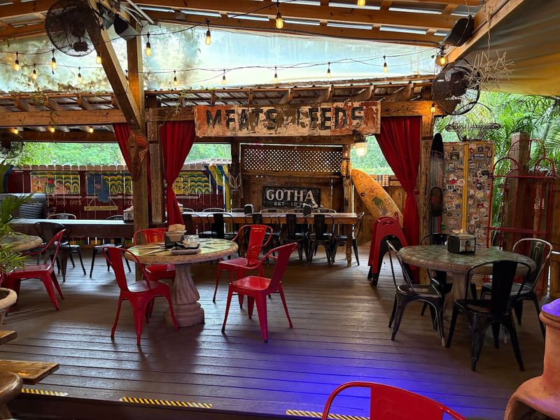 The Tiny Florida General Store With A Huge Reputation For Incredible Sandwiches - Decor Hint The Atmosphere And Patio Experience