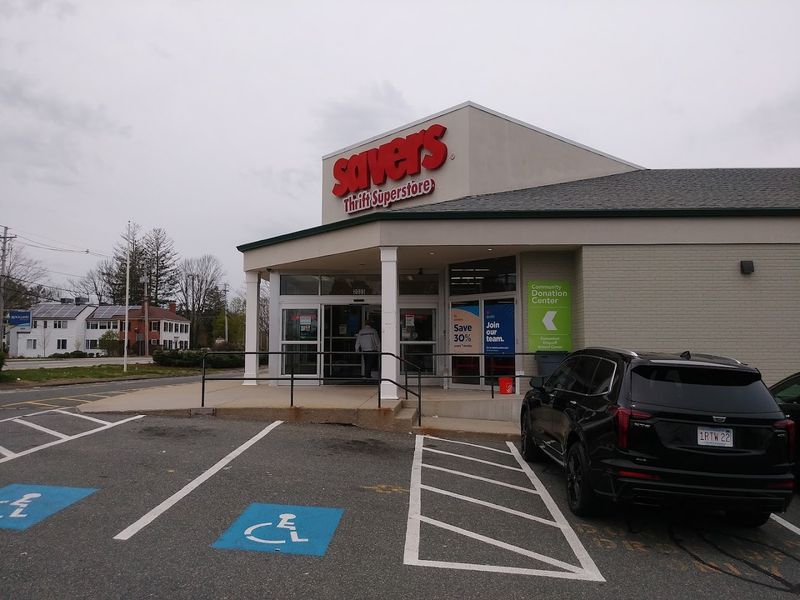Why This Store Keeps People Coming Back Week After Week