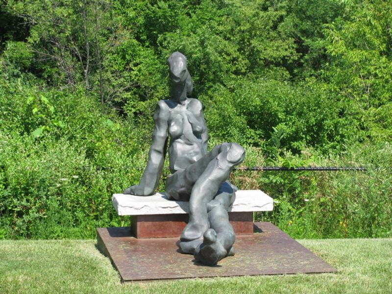 The Outdoor Museum In Illinois That Visitors Say Feels Almost Surreal - Decor Hint Getting There Is Easier Than You Think