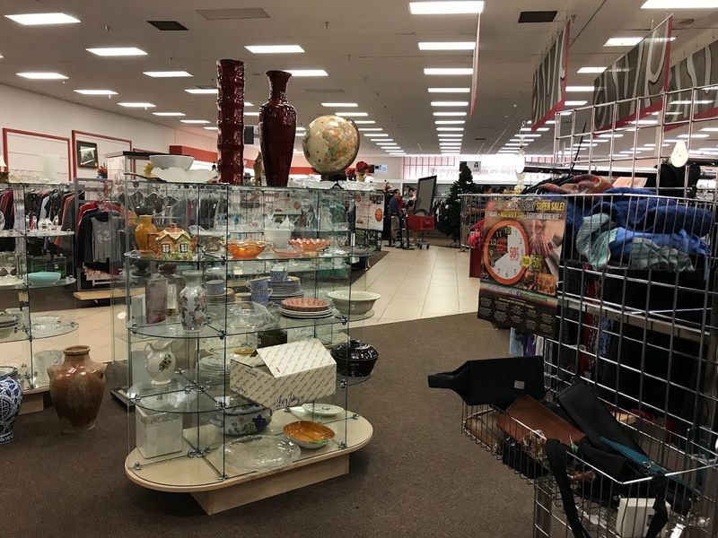 The Salvation Army Thrift Store & Donation Center, Fountain Valley