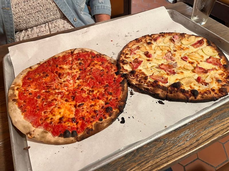 Sally's Apizza