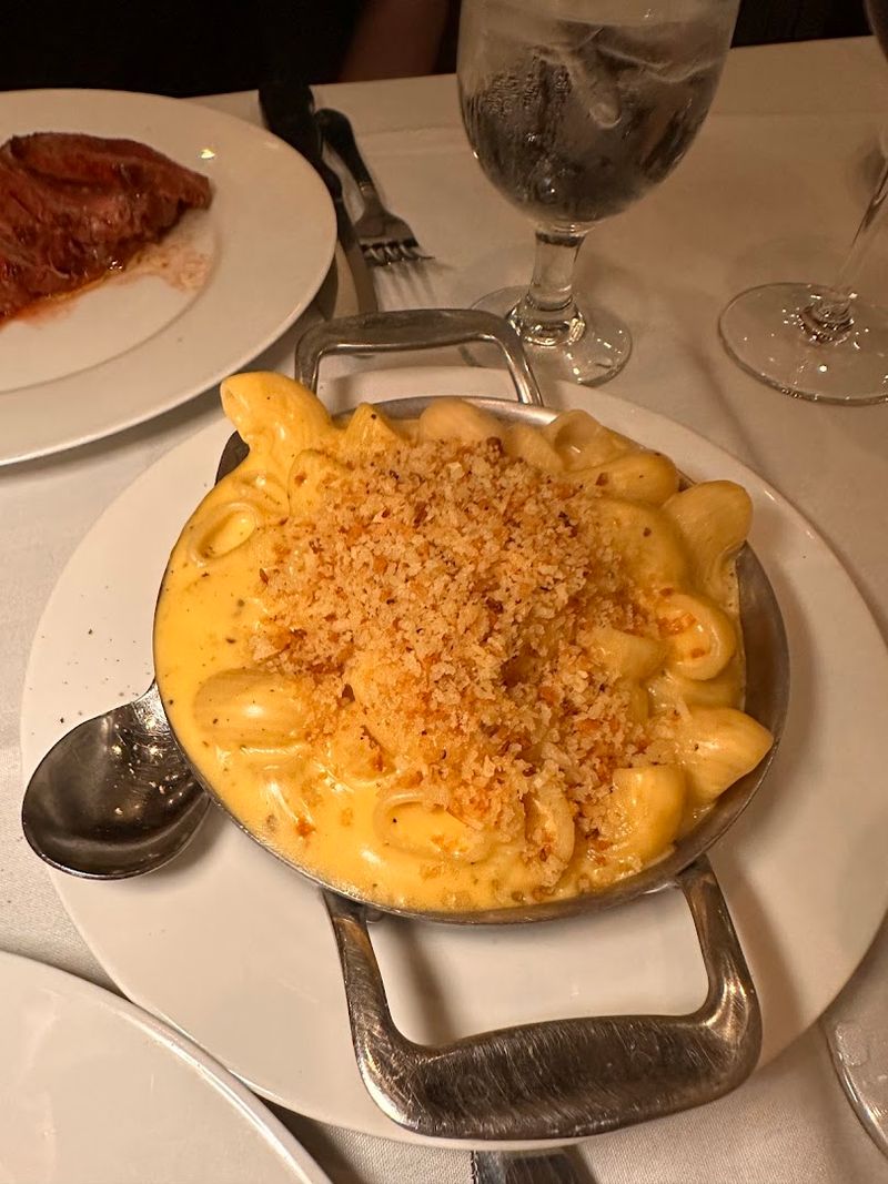 This Minnesota Steakhouse Has Been Getting Everything About Steak So Right That Its Reputation Grew Across The State - Decor Hint Sides That Steal The Show