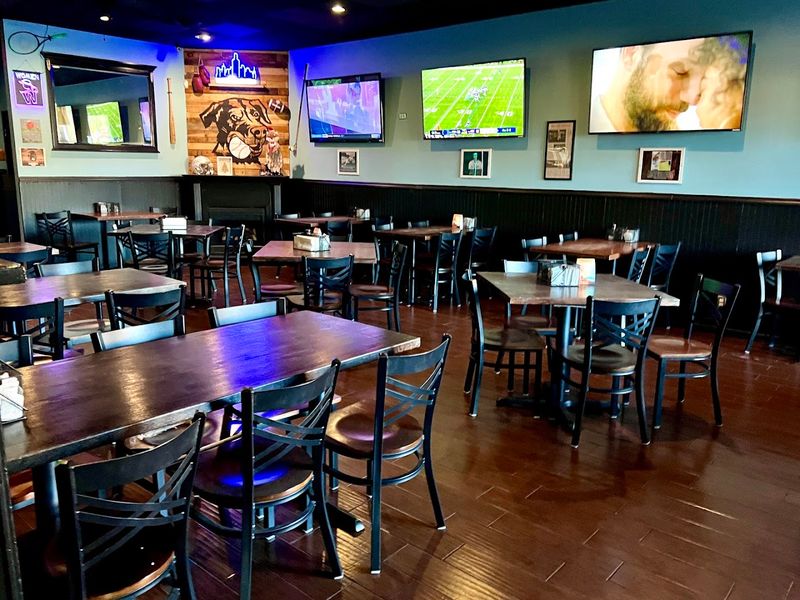 The Juiciest Burgers At This Connecticut Tavern Are Bigger Than You Can Imagine - Decor Hint Why This Tavern Is Built For Big Appetites