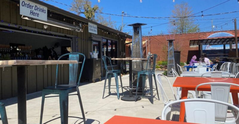 The Smash Burgers At This Tiny North Carolina Spot Are So Good, You’ll Dream About Them All Week