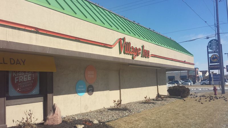 Village Inn Family Restaurant, Columbus, NE