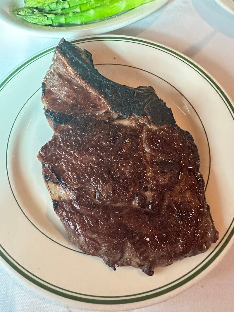 The Filet Mignon At This Old-Fashioned Connecticut Steakhouse Is Made With The Kind Of Precision That Makes Every Bite Worth Savoring - Decor Hint The Dry-Aged Porterhouse
