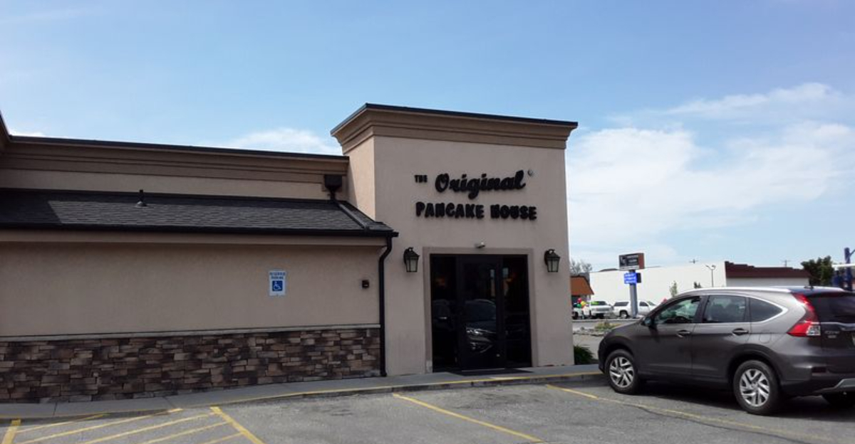 The Swedish Pancakes At This Cozy Idaho Cafe Are Out Of This World Delicious - Decor Hint