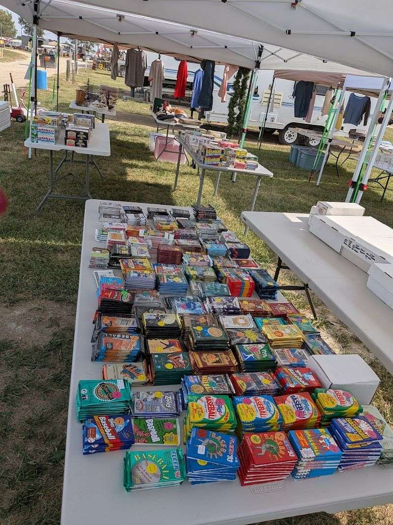 Antiques And Collectibles That Serious Shoppers Chase