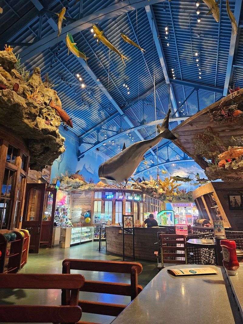 Uncle Buck's Fish Bowl & Grill, Bridgeport