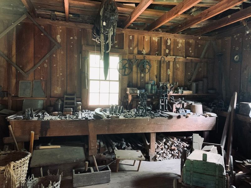 This Living Georgia Plantation Lets You Experience A Century Of Rural Life Up Close - Decor Hint Hands-On Living History Events That Bring The Past To Life