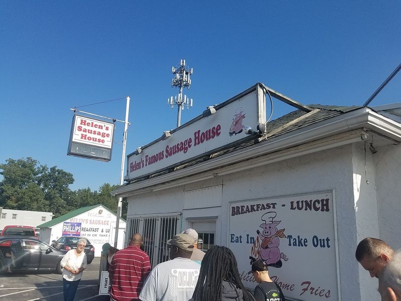 Helen's Sausage House, Smyrna