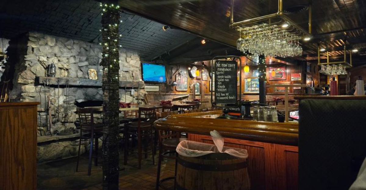 These 12 Nebraska Restaurants Are The Ones Locals Quietly Recommend - Decor Hint