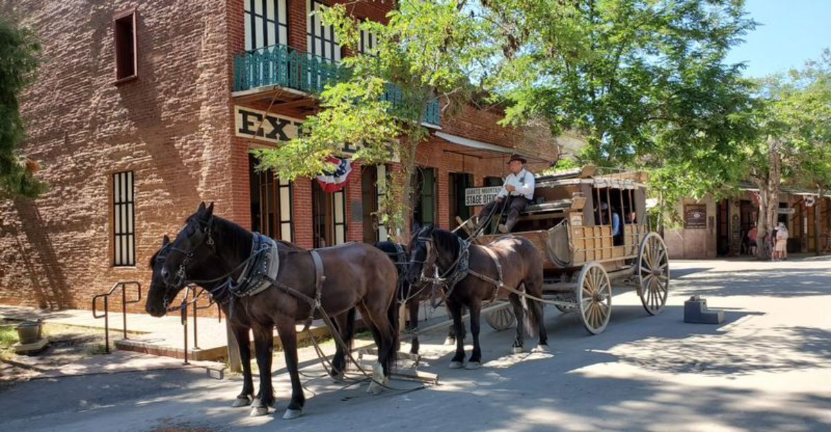 These 14 Picturesque California Towns Feel Like Theyre Frozen In A Bygone Era - Decor Hint
