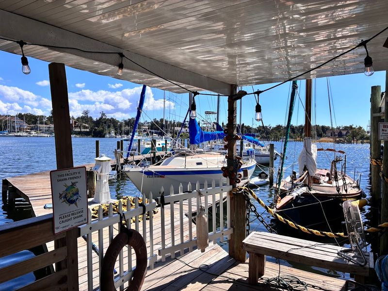 Bayou Joe's Marina & Grill