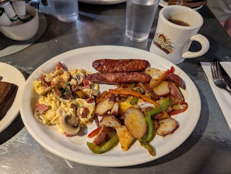 Goldy's Breakfast Bistro