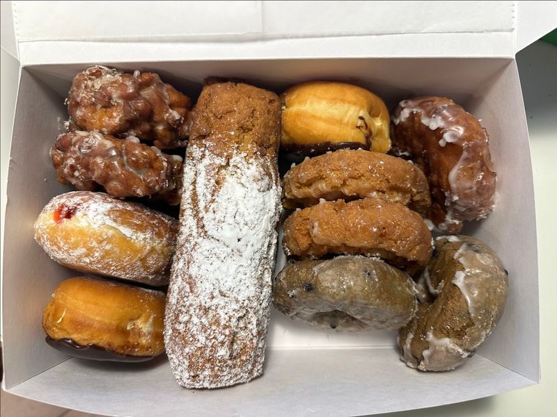 Carlson's Donuts