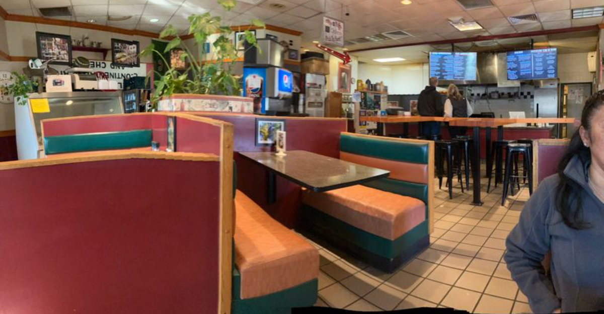 This Beloved Idaho Restaurant Just Reopened In A New Location And Locals Are Lining Up - Decor Hint