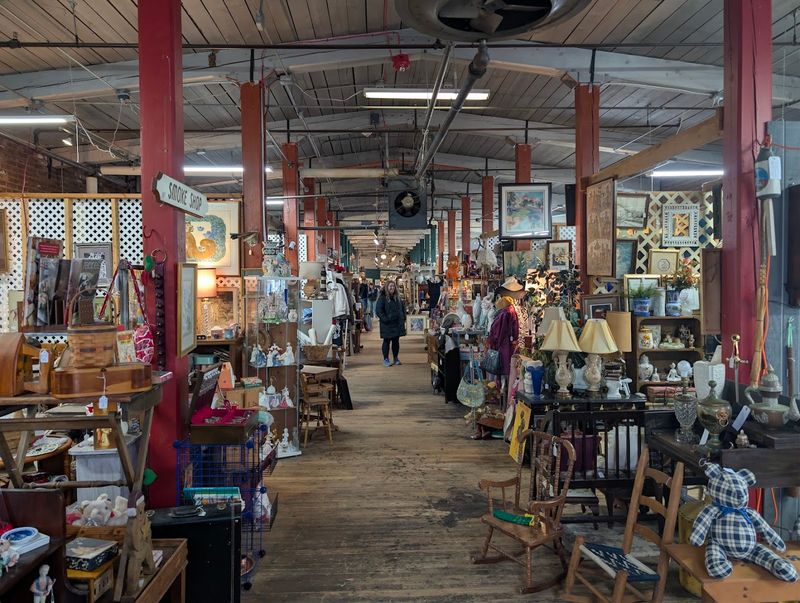 A Riverside Treasure Hunt In Canton