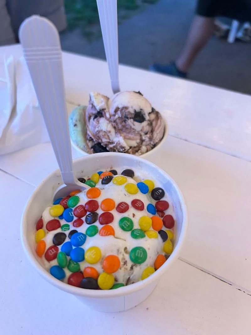 This Connecticut Spot Serves Ice Cream So Good Visitors Plan Trips Around It - Decor Hint What Makes This Ice Cream Unforgettable