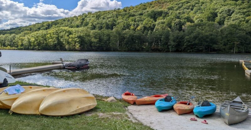 This Connecticut Town Proves Relaxing Weekends Are Possible