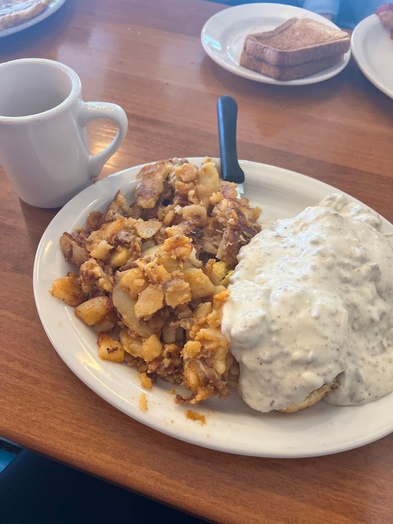 The Country Fried Steak People Keep Coming Back For