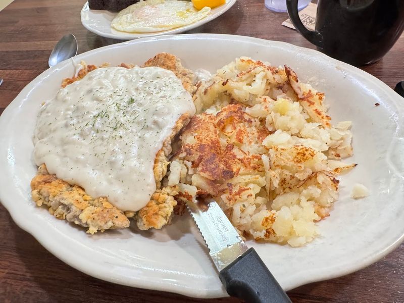 The Chicken Fried Steak People Drive Miles To Try
