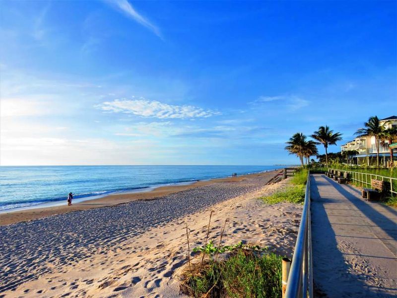 Uncrowded Beaches That Actually Stay Uncrowded
