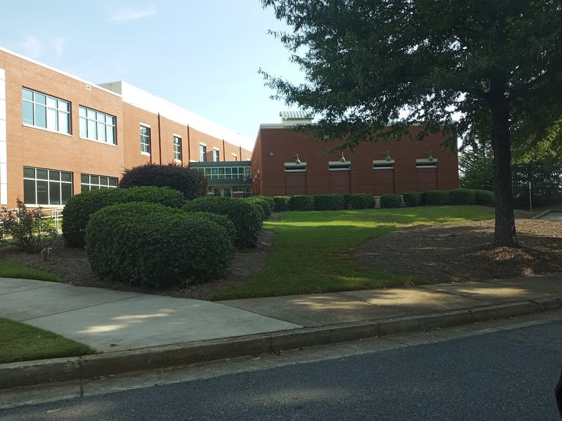 This Georgia City Was Named The Best Place To Retire In The Golden State - Decor Hint Outstanding Public Safety Record