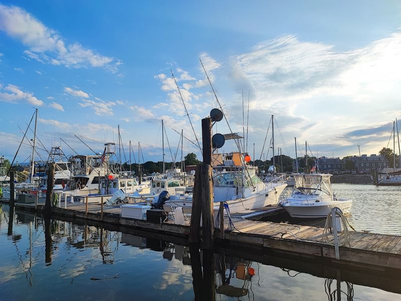 Waterfront Views For A Relaxing Meal