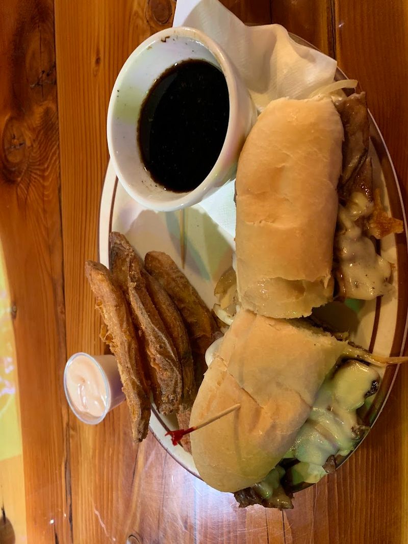 A Twin Falls Classic With A French Dip Worth The Stop