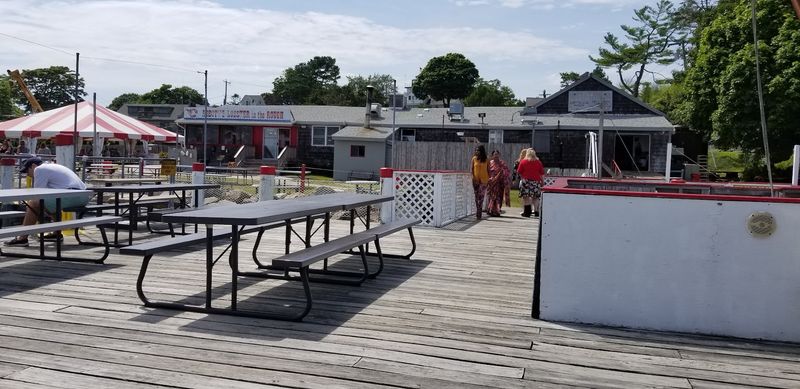 This Legendary Connecticut Restaurant Is Hiding A Lobster Roll Seafood Fans Can't Stop Craving - Decor Hint The Place That Loves What It Does