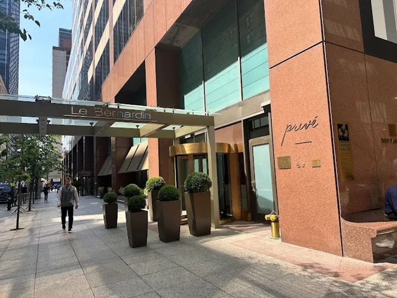 The Restaurant That Sets The Standard