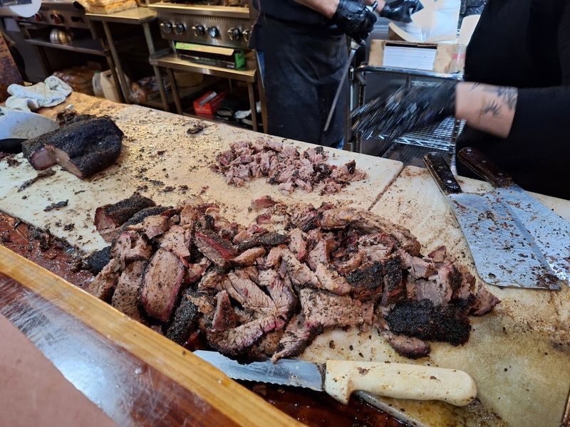 This No-Frills New Mexico BBQ Joint Serves Brisket People Cannot Stop Talking About - Decor Hint The Brisket Everyone Talks About