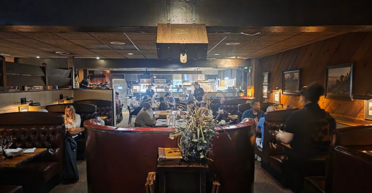 This Old Fashioned Idaho Steakhouse Serves The Best Filet Mignon In The State - Decor Hint