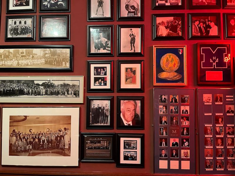 A Room That Tells Stories