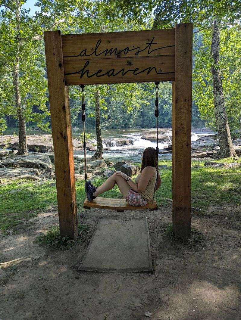 This Peaceful West Virginia State Park Feels Like Another World Entirely - Decor Hint The First Impression That Stays With You