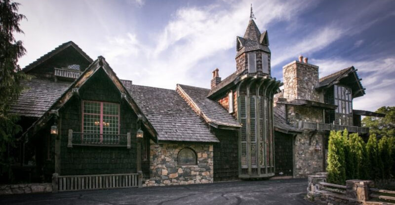 This Quirky Connecticut Castle Feels Straight Out Of A Fairytale