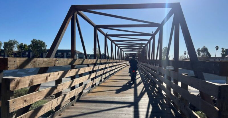 This Southern California Bike Trail Along The River Is Ideal For A Breezy Afternoon Ride