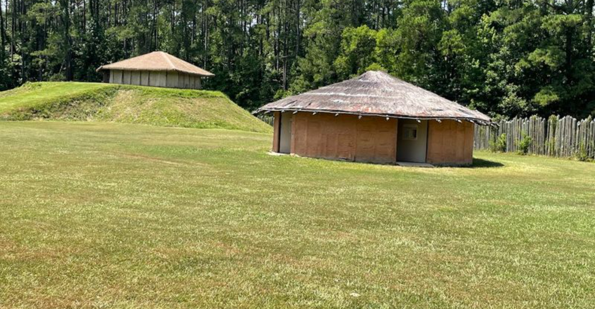 This Underrated Ancient Site In North Carolina Feels Like It Belongs To Another World - Decor Hint