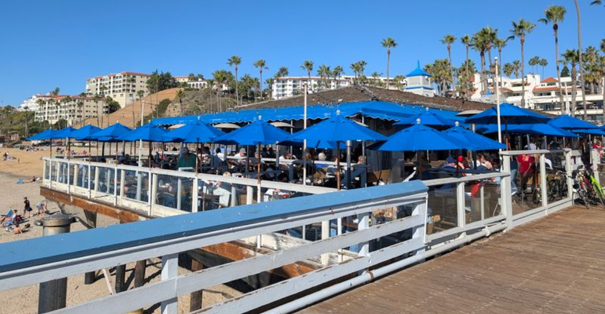 This Unfussy Restaurant In California Has Fish And Chips That Are Absolutely Worth The Drive - Decor Hint