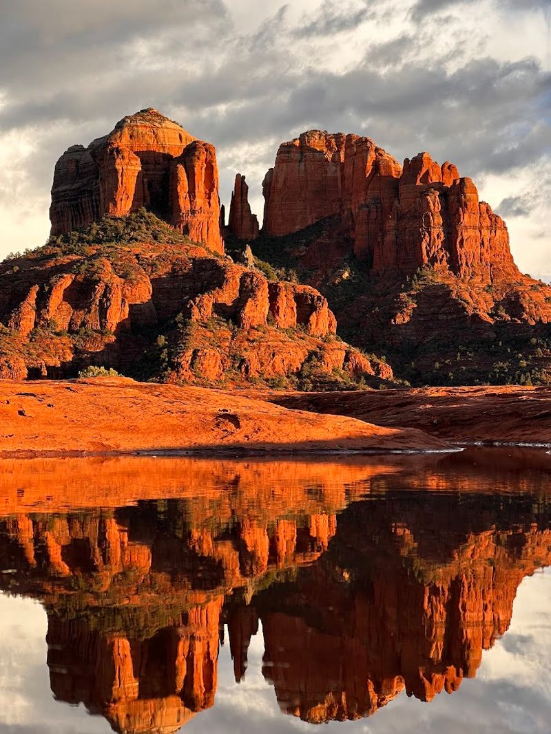 Red Rock Crossing And Cathedral Rock
