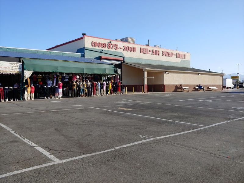You'll Want To Cancel Your Warehouse Card After Visiting This Massive Swap Meet In California - Decor Hint Getting There And Navigating The Property With Ease